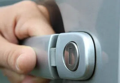 Little Village Locksmith Store Newport News, VA 757-745-3092 - 21-unlock-car